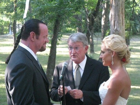 Kaia's romantic parents, Mark and Michelle on their wedding day.